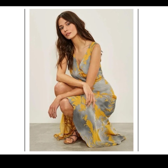 MINT VELVET Clementine Ruffle Wrap Dress
 size US 14 UK 18 - Picture 2 of 12